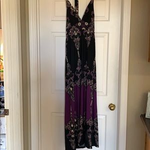 Halter open back Maxi